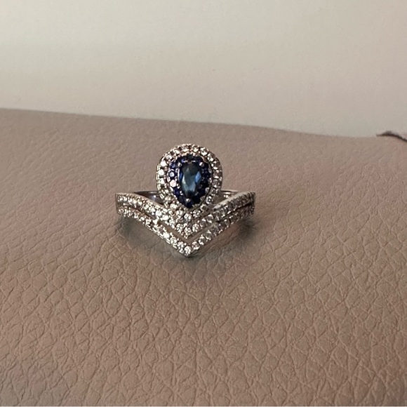 Cubic Zirconia Sapphire Sterling Silver Ring - Picture 3 of 14